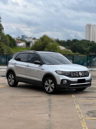 VOLKSWAGEN T-CROSS 1.0 200 TSI TOTAL FLEX COMFORTLINE AUTOMÁTICO VOLKSWAGEN T-CROSS 1.0 200 TSI TOTAL FLEX COMFORTLINE AUTOMÁTICO